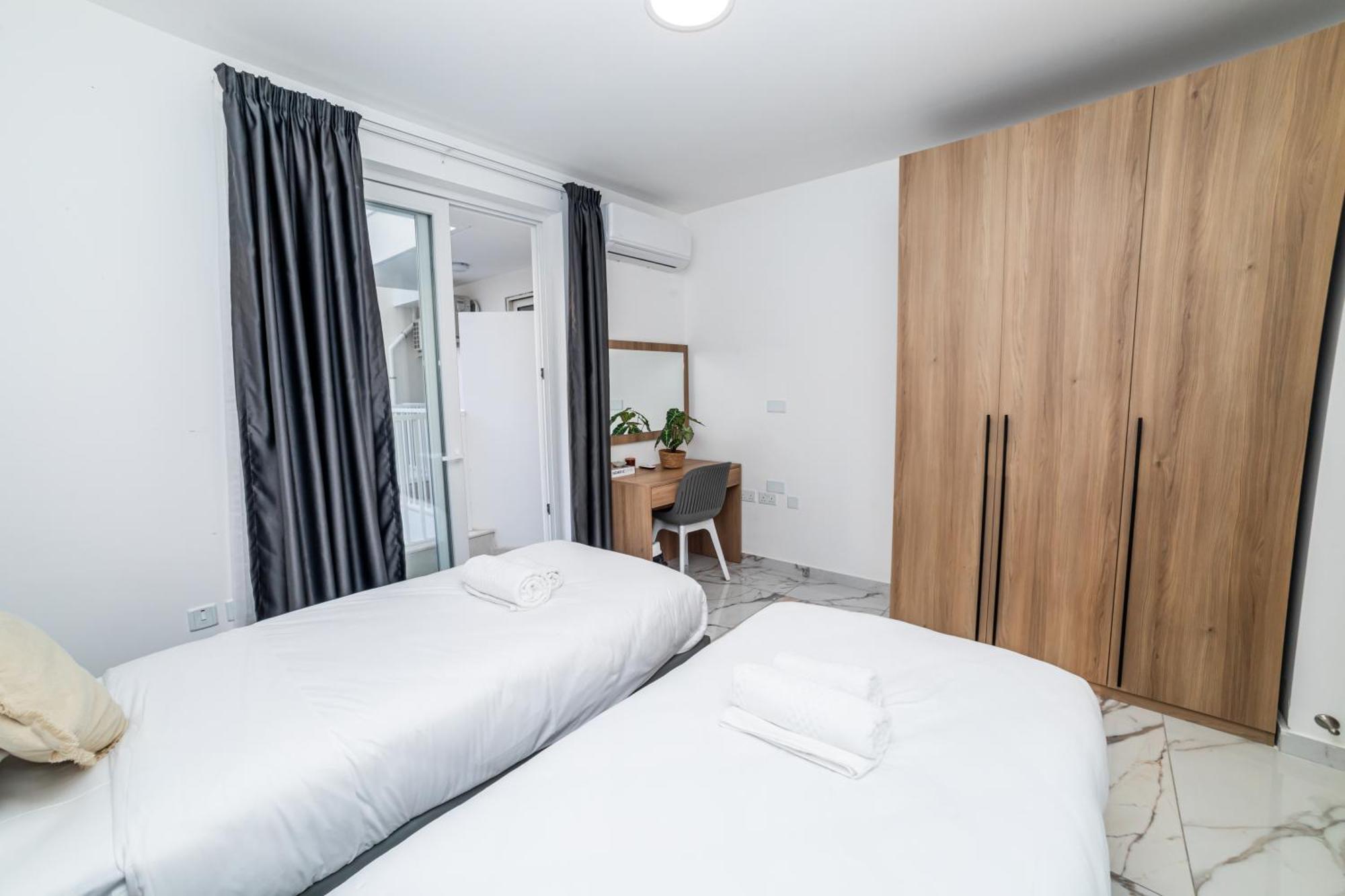 New, Stylish And Modern 1Br Apartment 세인트폴스베이 외부 사진