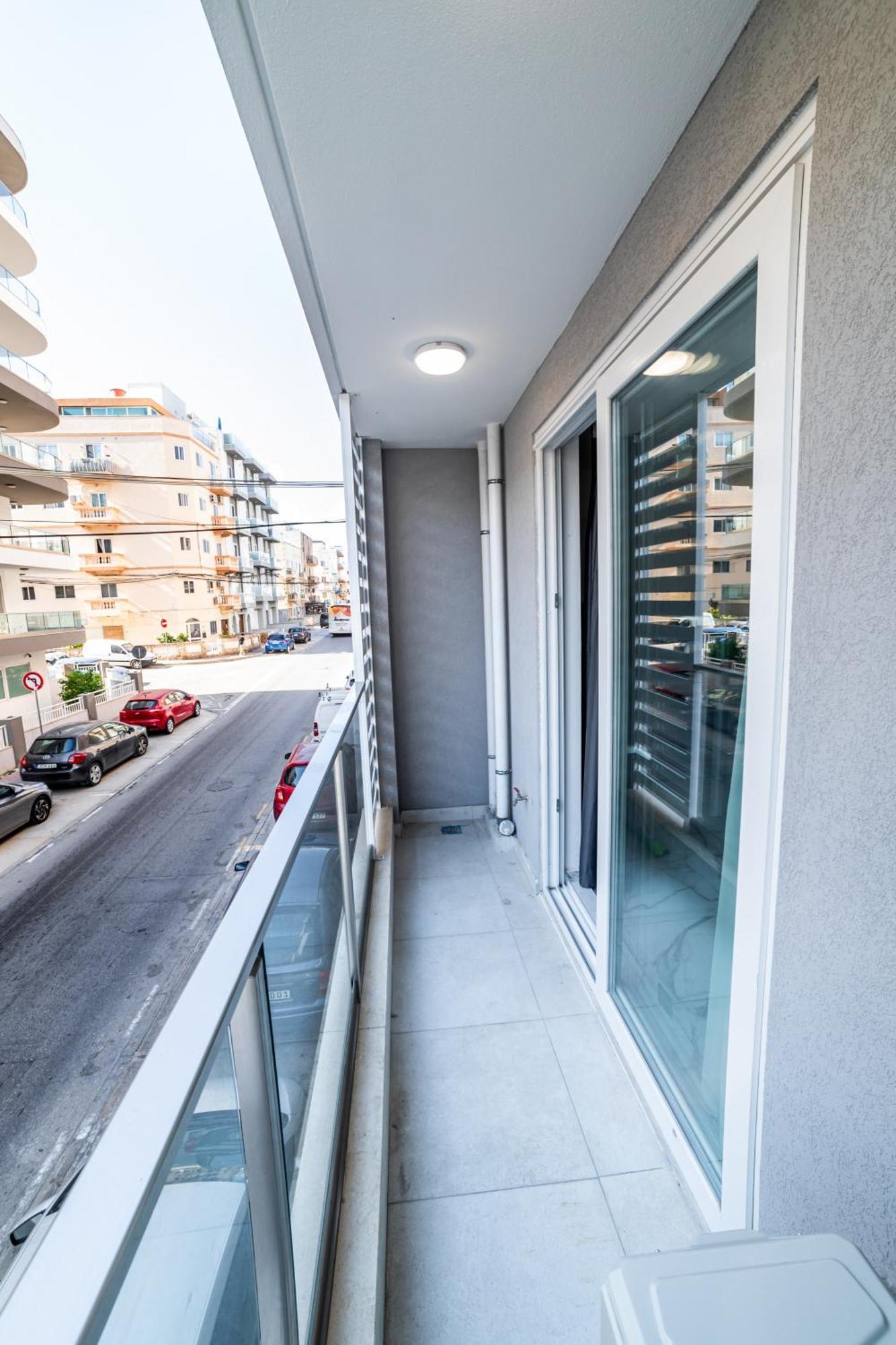 New, Stylish And Modern 1Br Apartment 세인트폴스베이 외부 사진