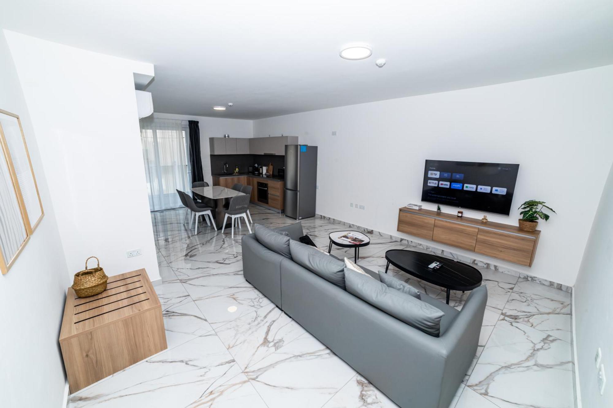 New, Stylish And Modern 1Br Apartment 세인트폴스베이 외부 사진