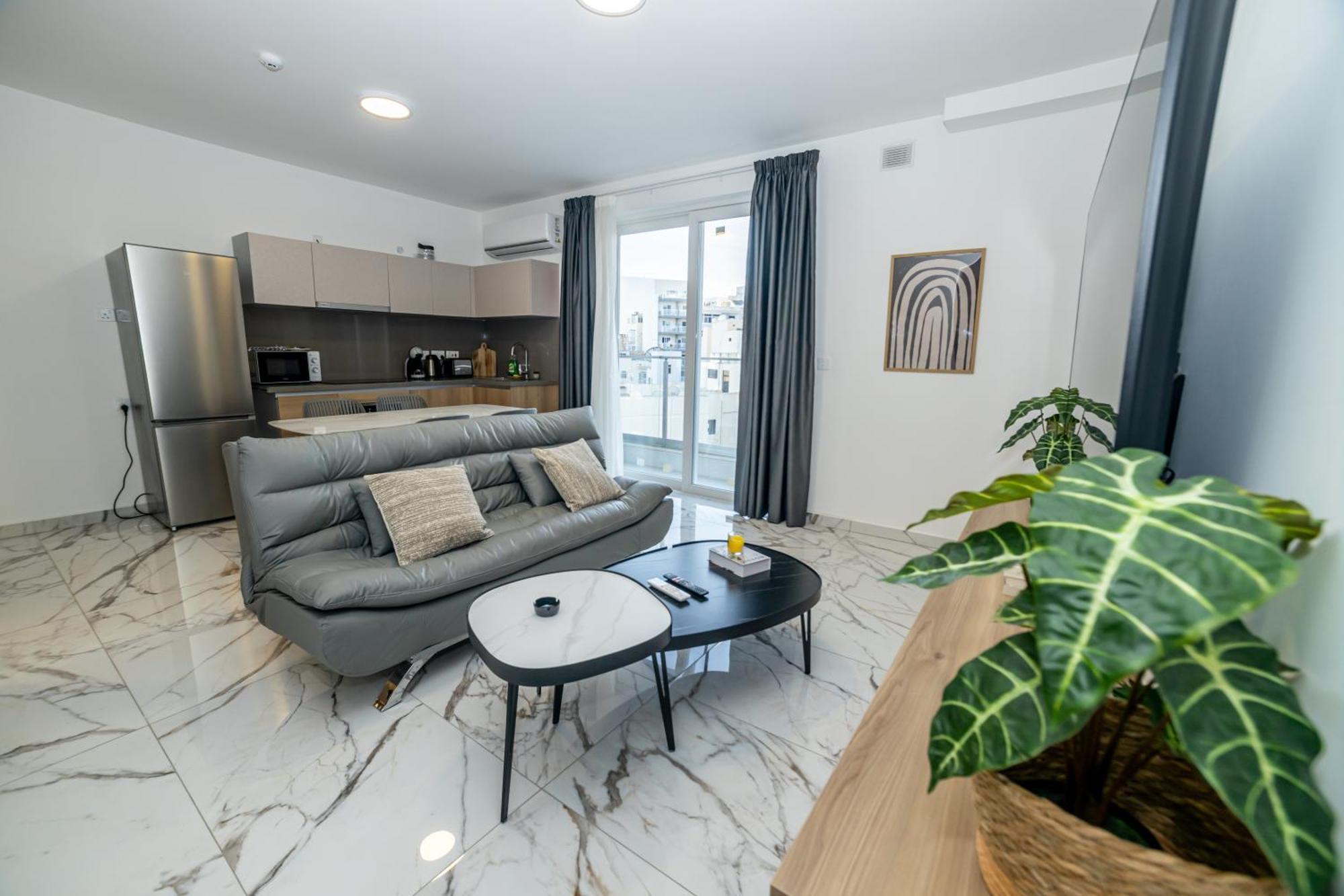 New, Stylish And Modern 1Br Apartment 세인트폴스베이 외부 사진