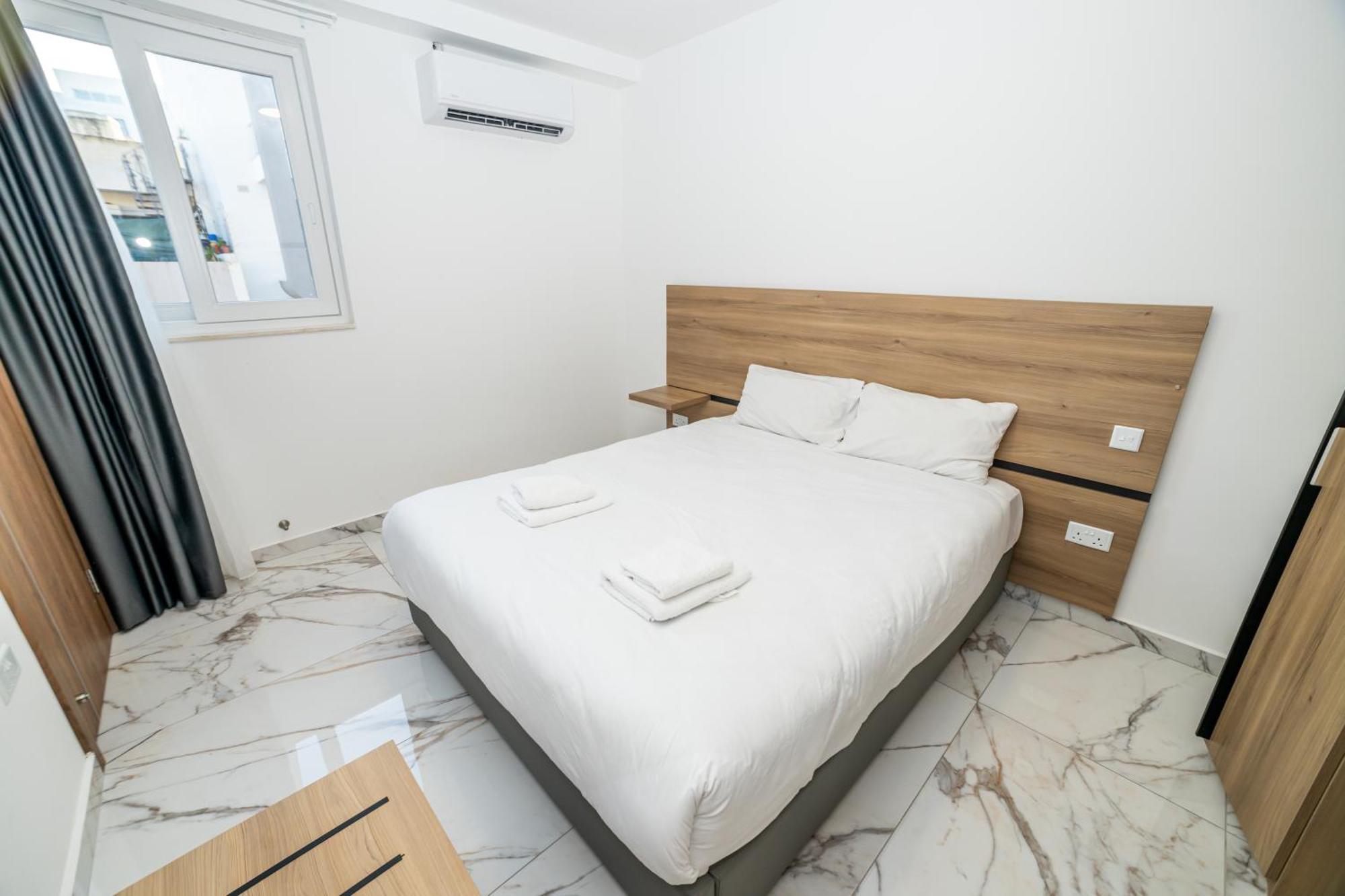 New, Stylish And Modern 1Br Apartment 세인트폴스베이 외부 사진